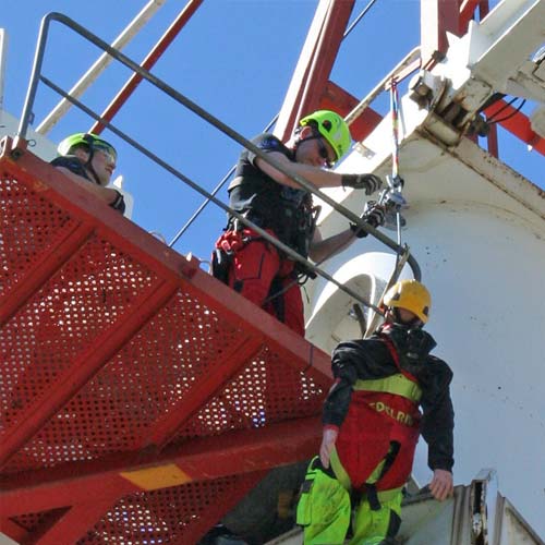 Rettung aus höhergelegenen Arbeitsplätzen auf Baustellen